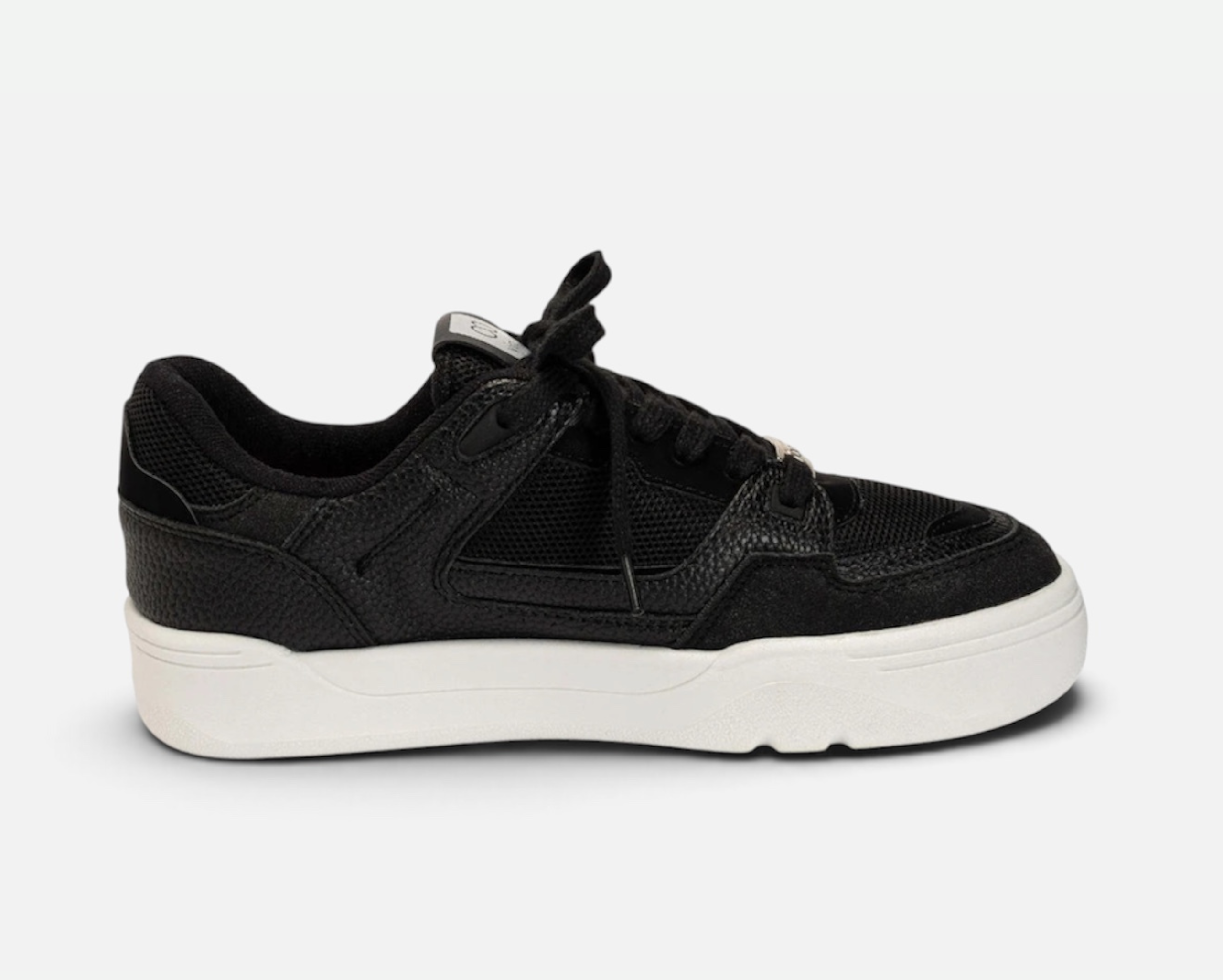 VETRA BLACK